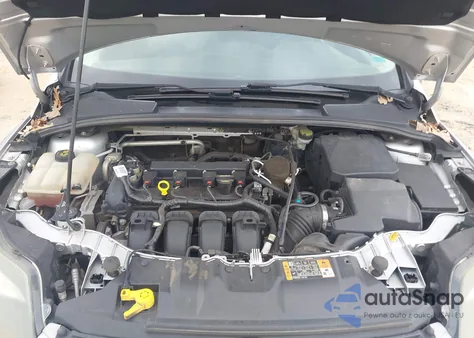 2014 Ford Focus Titanium из США, поврежденный, VIN 1FADP3N2XEL378900